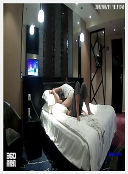 《稀缺房源（黑色主题房）精选24集极品，哥哥不要停，好舒服啊！》18-喂！基娜