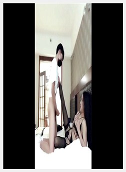 狂野豪放女神嫩模思儿激情做爱披肩黑丝主动女上骑乘-喂！基娜